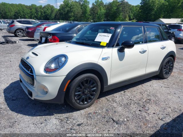 Photo 1 VIN: WMWXU3C50H2B63999 - MINI COOPER 