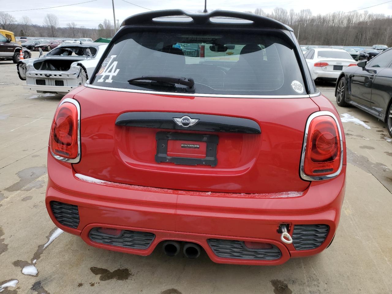 Photo 5 VIN: WMWXU3C52F2B56162 - MINI COOPER 