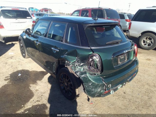 Photo 2 VIN: WMWXU3C52F2B56629 - MINI COOPER HARDTOP 4 DOOR 