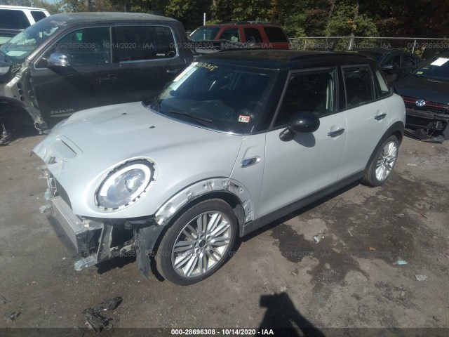 Photo 1 VIN: WMWXU3C52G2B63548 - MINI COOPER HARDTOP 4 DOOR 