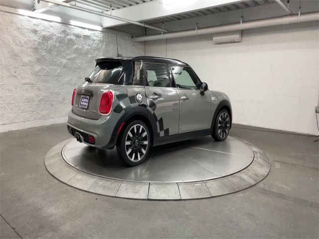 Photo 7 VIN: WMWXU3C52G2B63680 - MINI COOPER HARDTOP 4 DOOR 