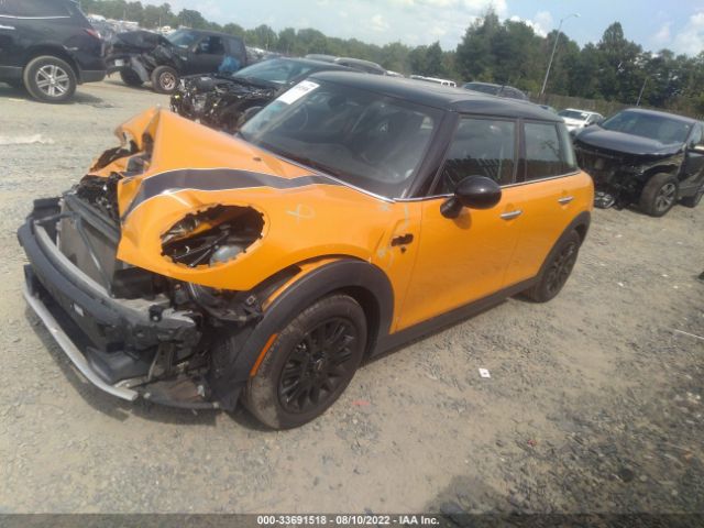 Photo 1 VIN: WMWXU3C53F2B56557 - MINI COOPER HARDTOP 4 DOOR 