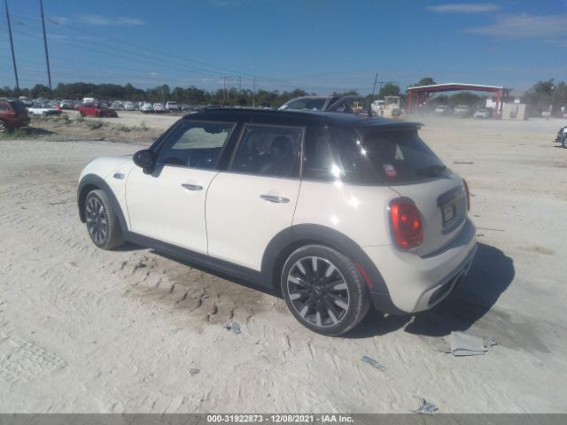 Photo 2 VIN: WMWXU3C53G2B67561 - MINI COOPER HARDTOP 4 DOOR 