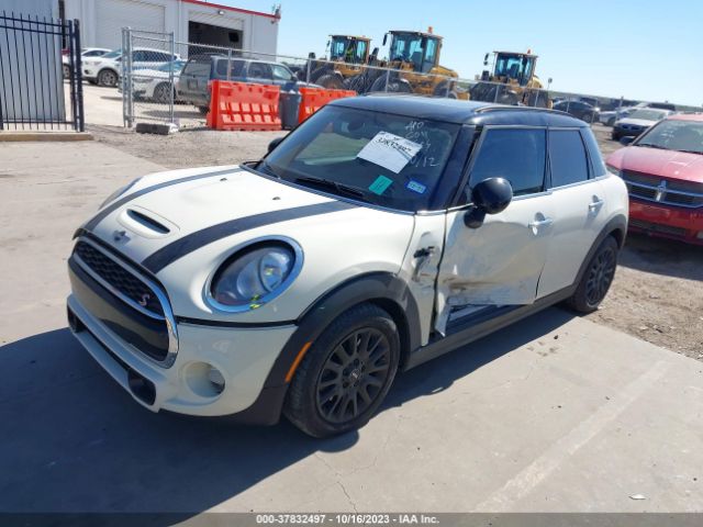 Photo 1 VIN: WMWXU3C53H2D31683 - MINI COOPER S 