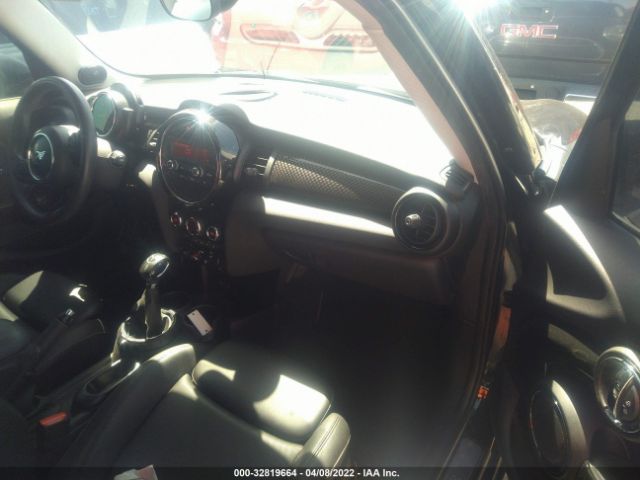 Photo 4 VIN: WMWXU3C54G2B67648 - MINI COOPER HARDTOP 4 DOOR 