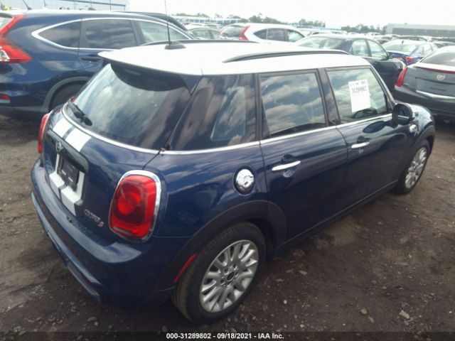 Photo 3 VIN: WMWXU3C55G2B67044 - MINI COOPER HARDTOP 4 DOOR 