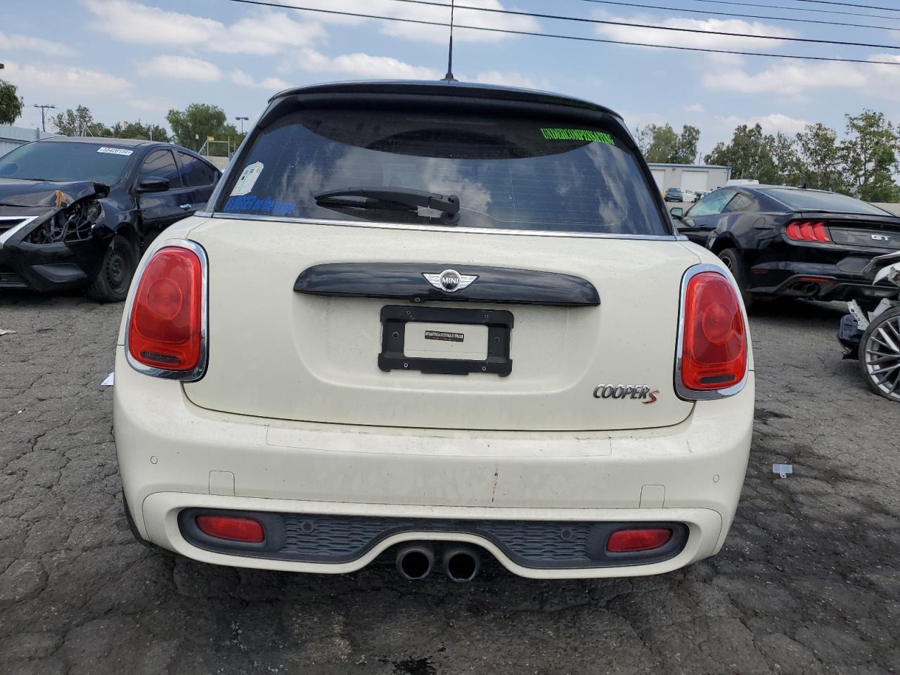 Photo 5 VIN: WMWXU3C55G2B67142 - MINI COOPER 