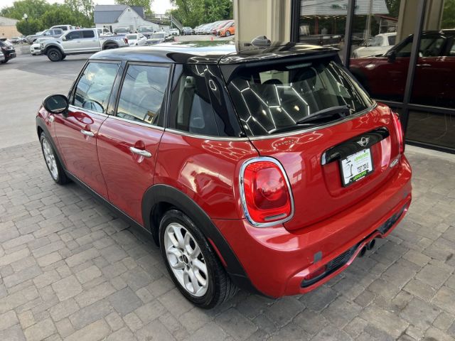 Photo 2 VIN: WMWXU3C57F2B56321 - MINI COOPER HARDTOP 4 DOOR 