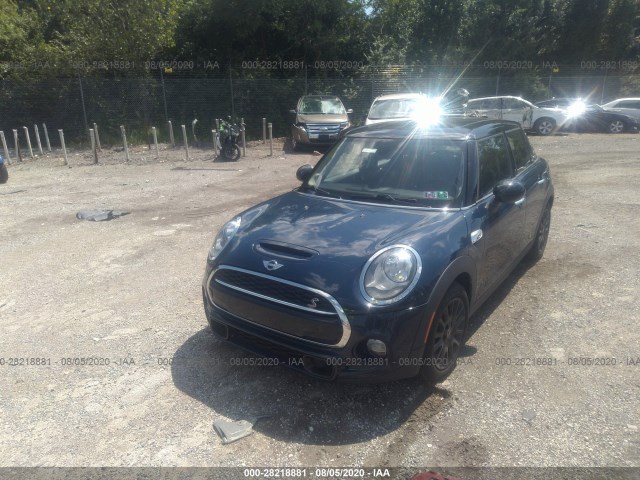 Photo 1 VIN: WMWXU3C57G2D30180 - MINI COOPER HARDTOP 4 DOOR 