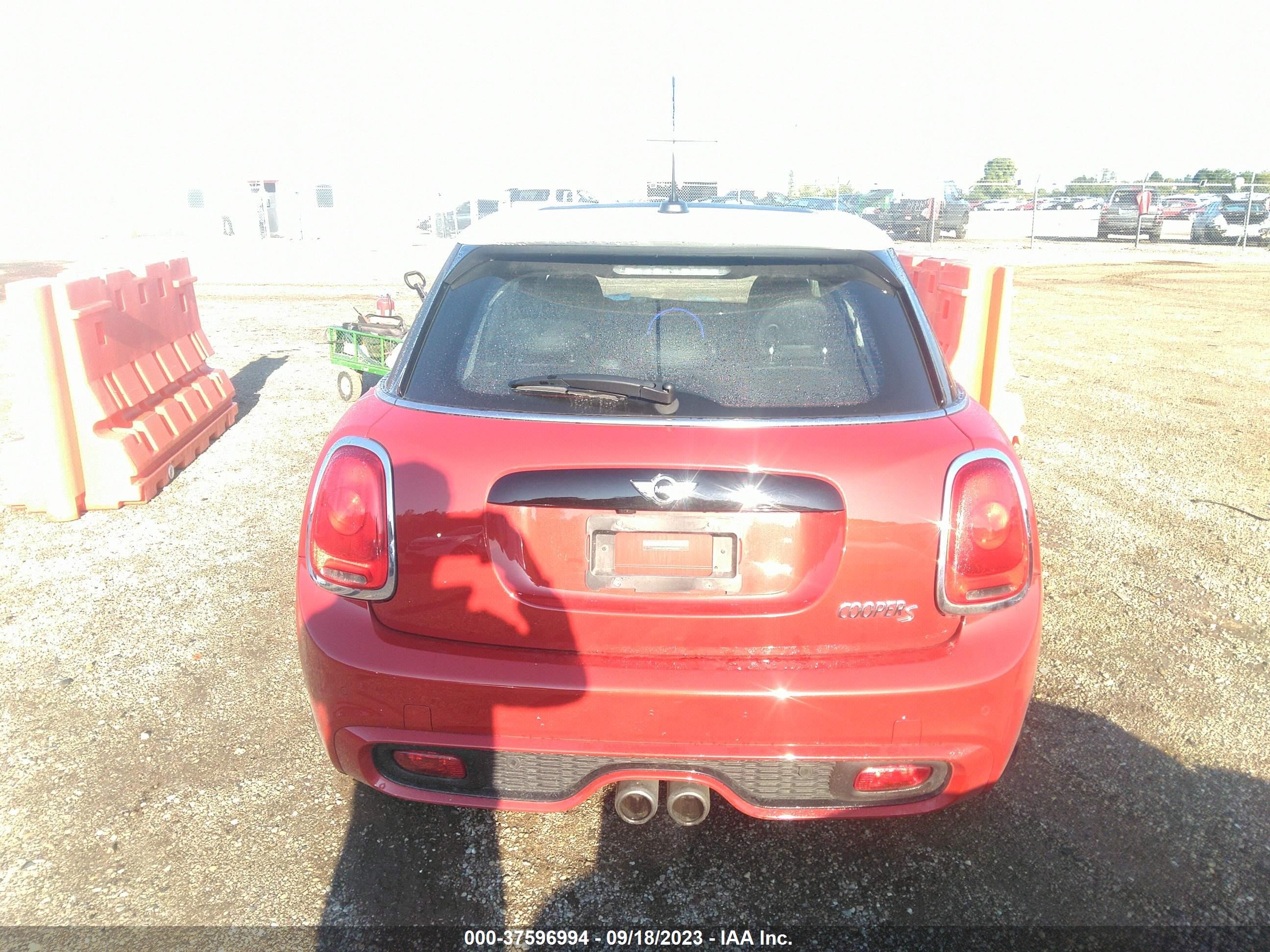 Photo 15 VIN: WMWXU3C57H2B64082 - MINI HARD TOP 