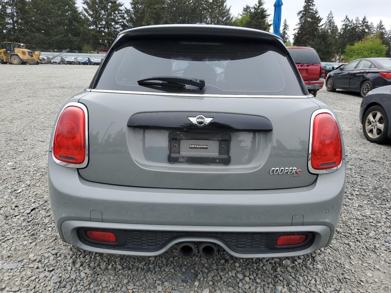 Photo 5 VIN: WMWXU3C57J2F49857 - MINI COOPER 