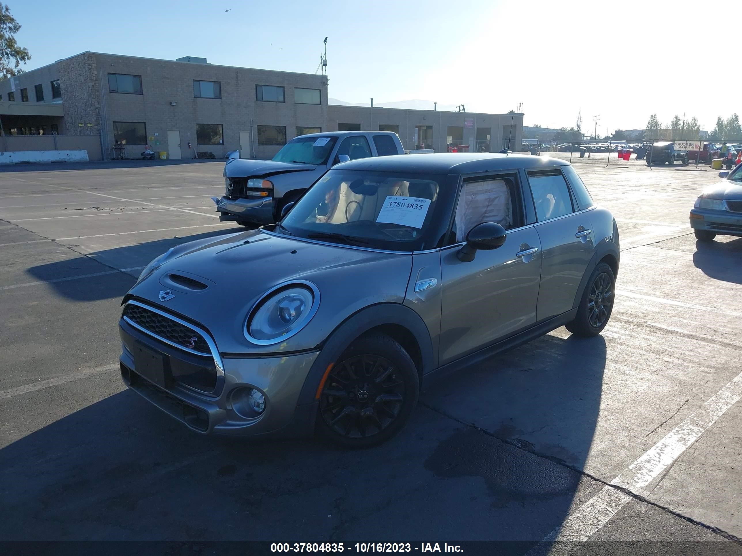 Photo 1 VIN: WMWXU3C59H2D32319 - MINI HARD TOP 