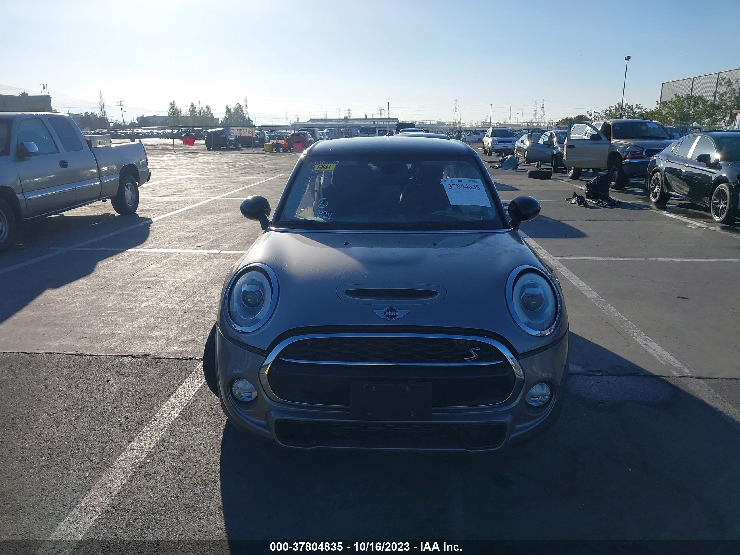 Photo 11 VIN: WMWXU3C59H2D32319 - MINI HARD TOP 