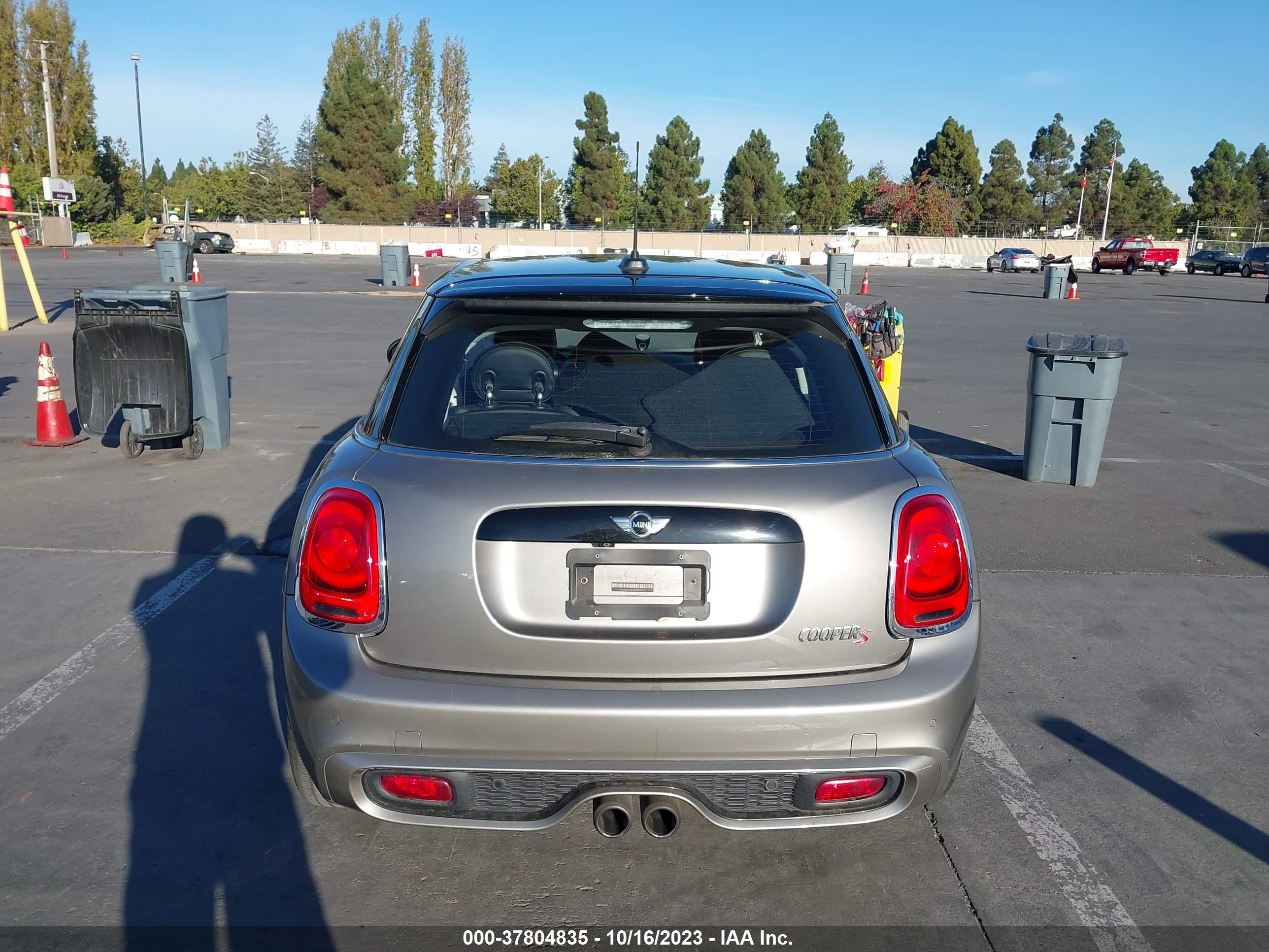 Photo 15 VIN: WMWXU3C59H2D32319 - MINI HARD TOP 