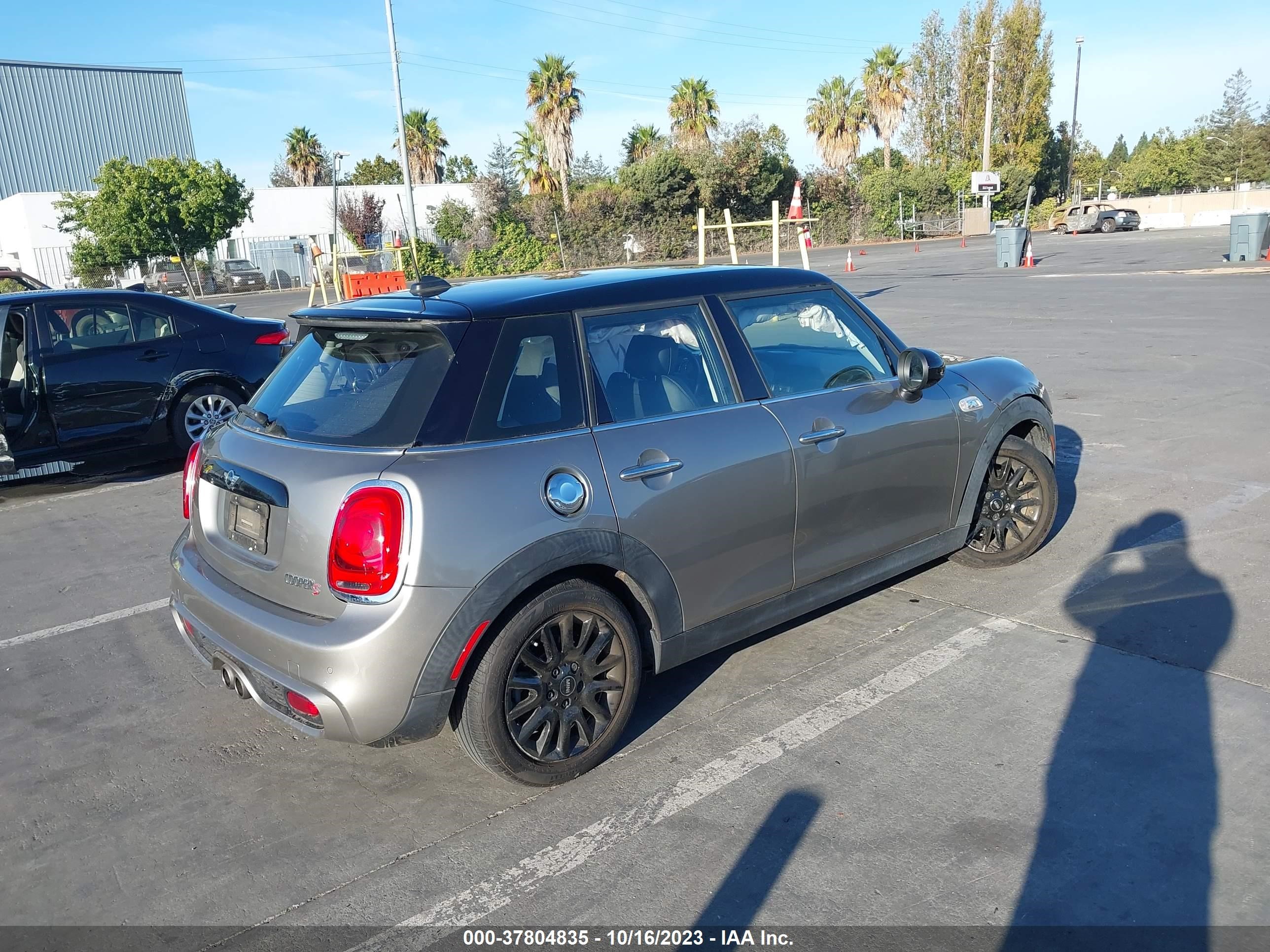 Photo 3 VIN: WMWXU3C59H2D32319 - MINI HARD TOP 