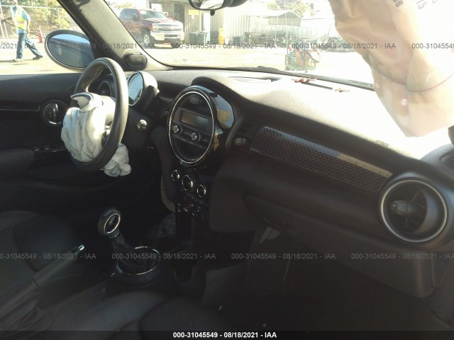 Photo 4 VIN: WMWXU3C5XF2B58712 - MINI COOPER HARDTOP 4 DOOR 