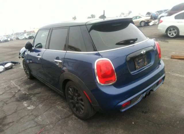 Photo 2 VIN: WMWXU3C5XF2B66485 - MINI COOPER HARDTOP 4 DOOR 