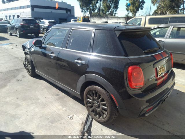 Photo 2 VIN: WMWXU3C5XG2D30254 - MINI COOPER HARDTOP 4 DOOR 