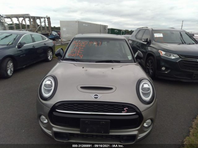 Photo 5 VIN: WMWXU3C5XK2H87431 - MINI HARDTOP 4 DOOR 