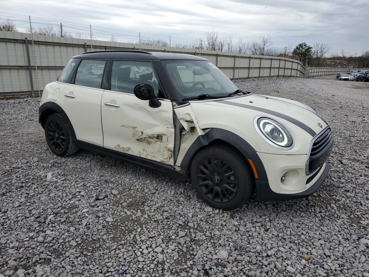 Photo 3 VIN: WMWXU7C09M2N92819 - MINI COOPER 