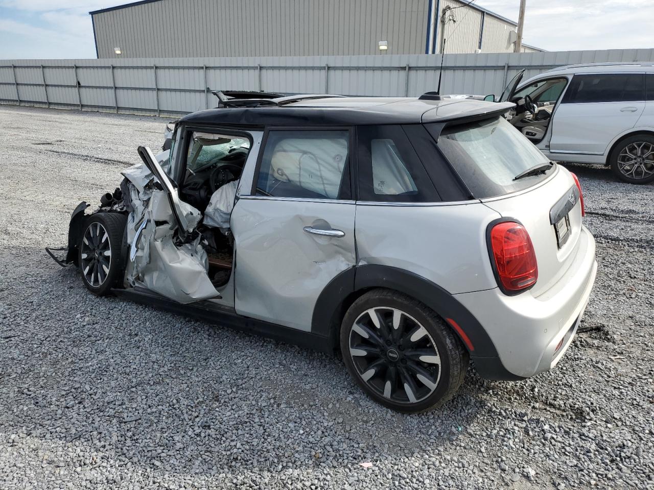 Photo 1 VIN: WMWXU9C04M2P38734 - MINI COOPER 