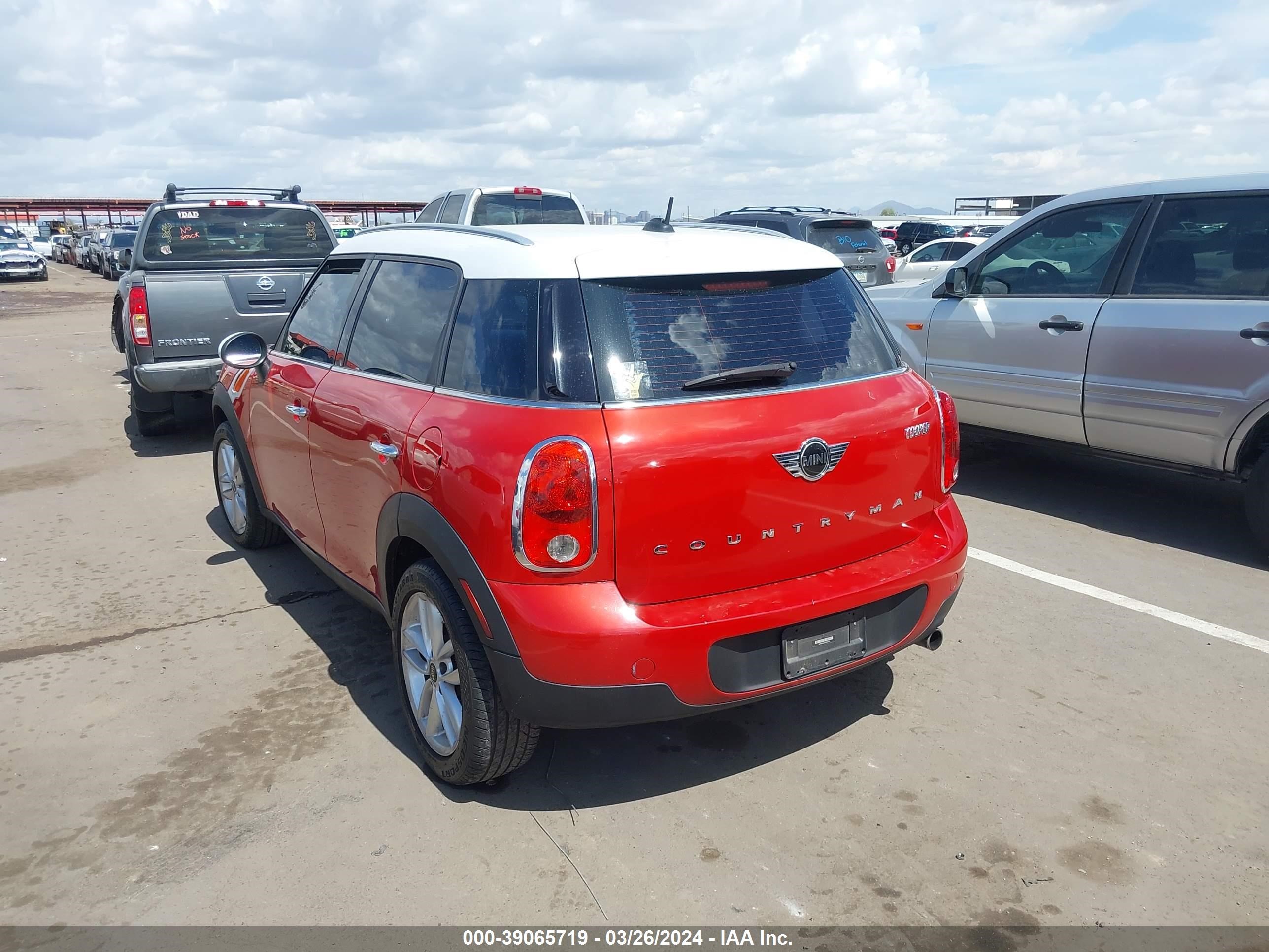 Photo 2 VIN: WMWZB3C52EWR37251 - MINI COUNTRYMAN 