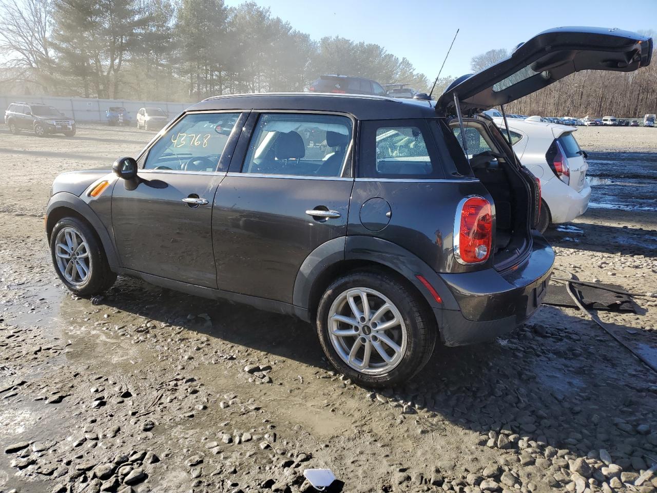 Photo 1 VIN: WMWZB3C52FWM33056 - MINI COOPER 