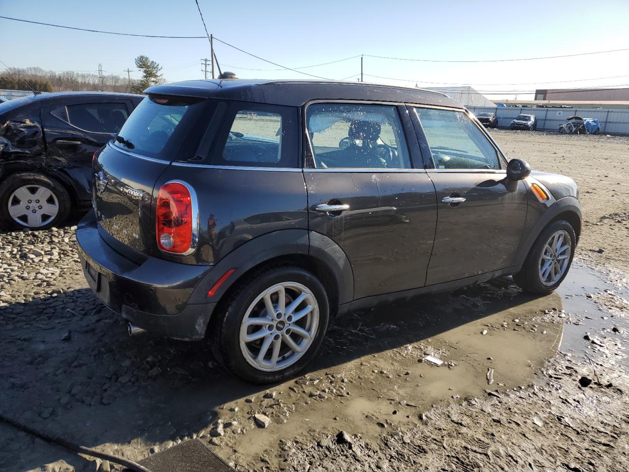 Photo 2 VIN: WMWZB3C52FWM33056 - MINI COOPER 