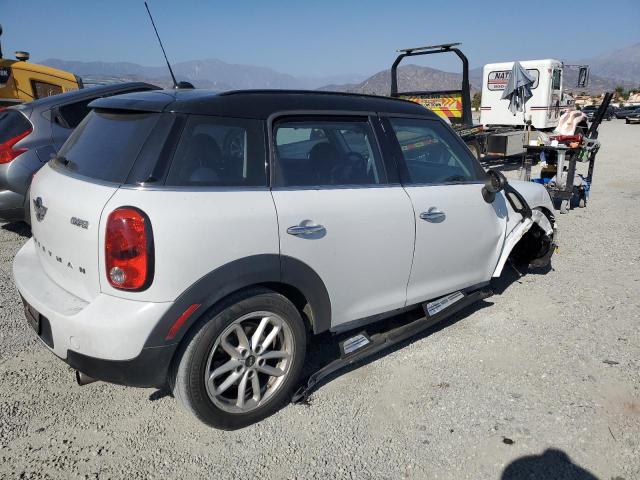 Photo 2 VIN: WMWZB3C52FWR43813 - MINI COOPER COU 