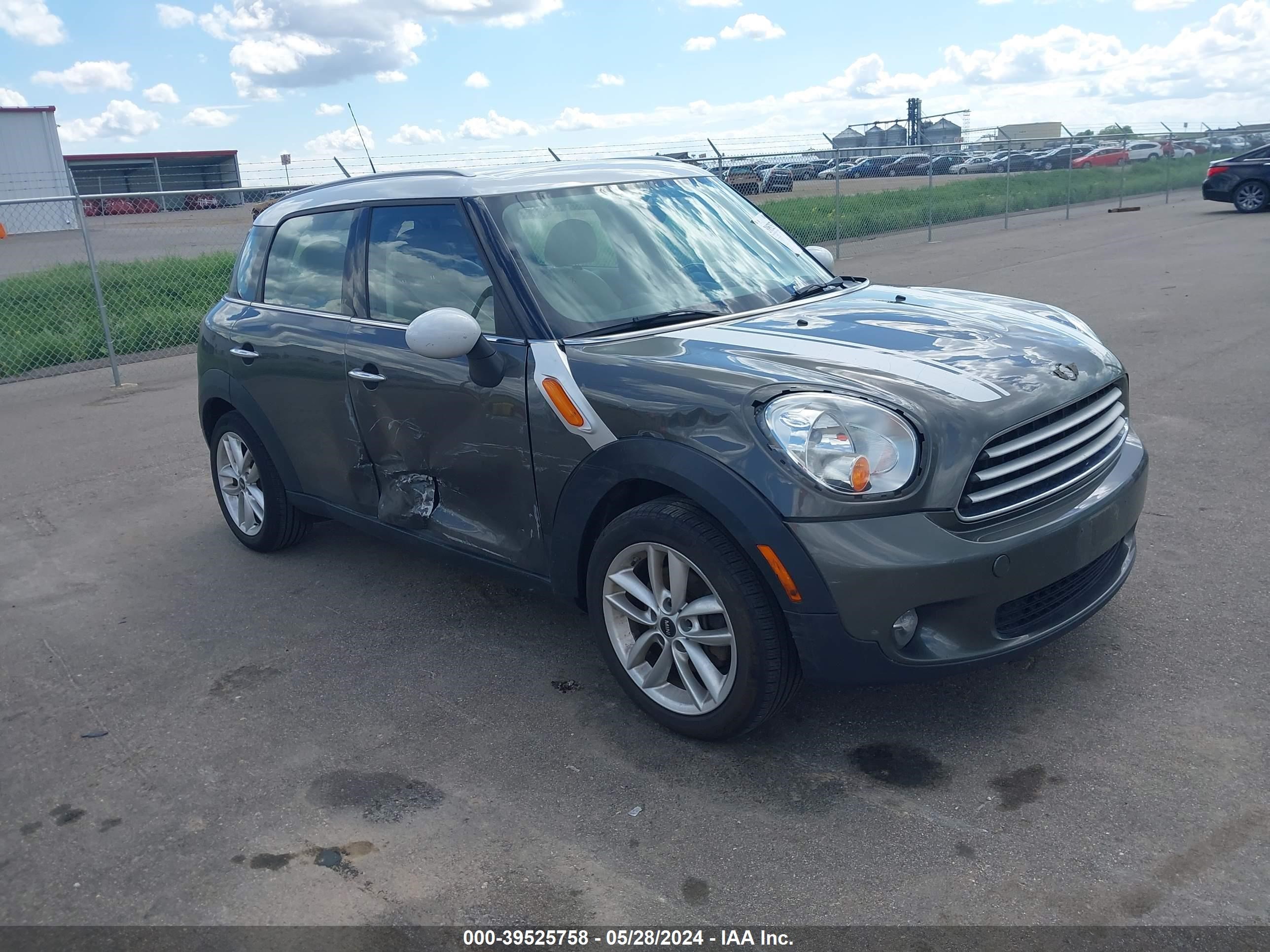 Photo 0 VIN: WMWZB3C54DWR35614 - MINI COUNTRYMAN 