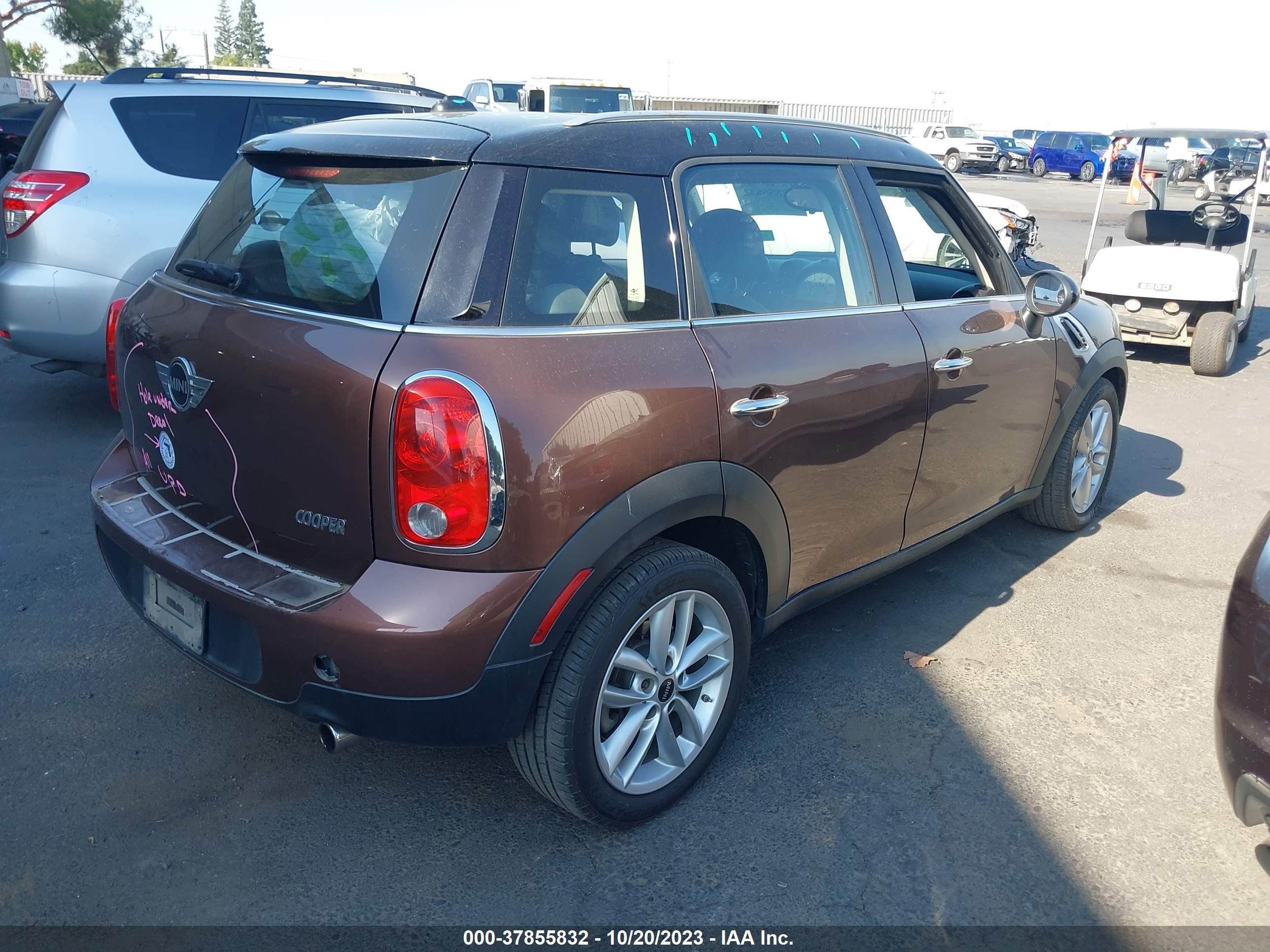 Photo 3 VIN: WMWZB3C55DWM07449 - MINI COUNTRYMAN 