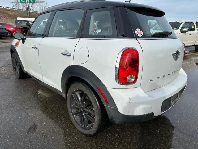 Photo 2 VIN: WMWZB3C55DWR35735 - MINI COOPER 