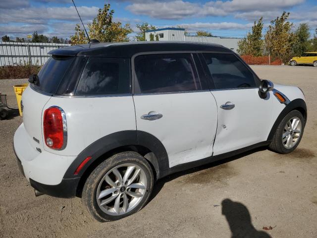 Photo 2 VIN: WMWZB3C58BWM00671 - MINI COOPER COU 