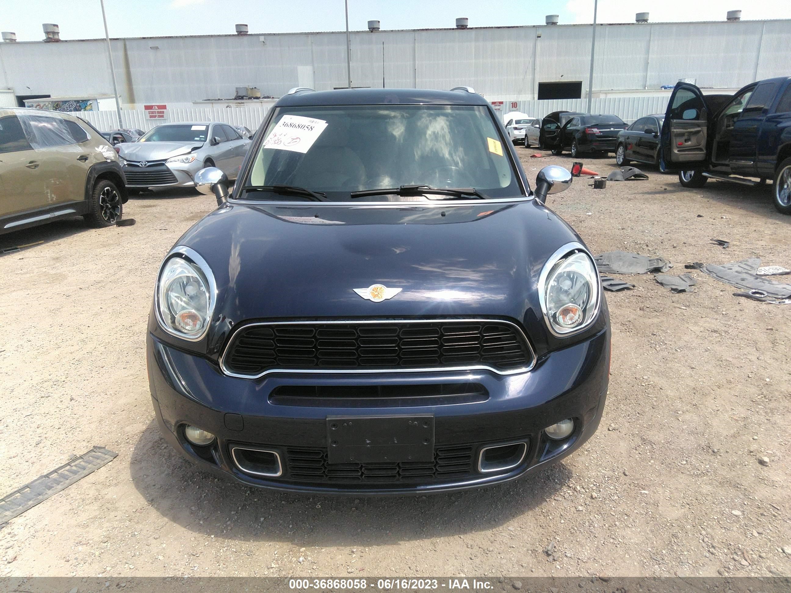 Photo 11 VIN: WMWZC3C50DWP22611 - MINI COUNTRYMAN 