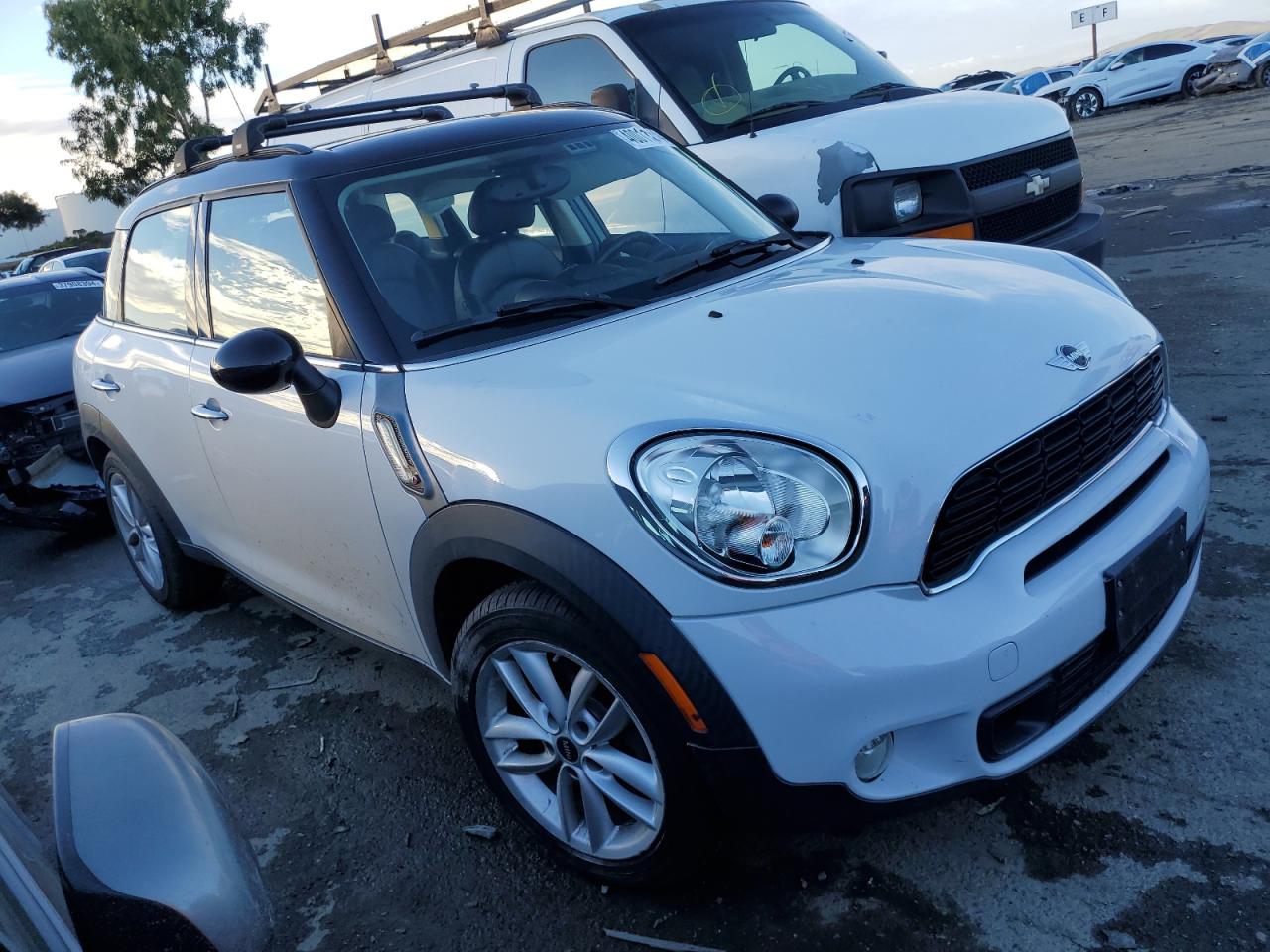 Photo 3 VIN: WMWZC3C52EWT00406 - MINI COOPER 