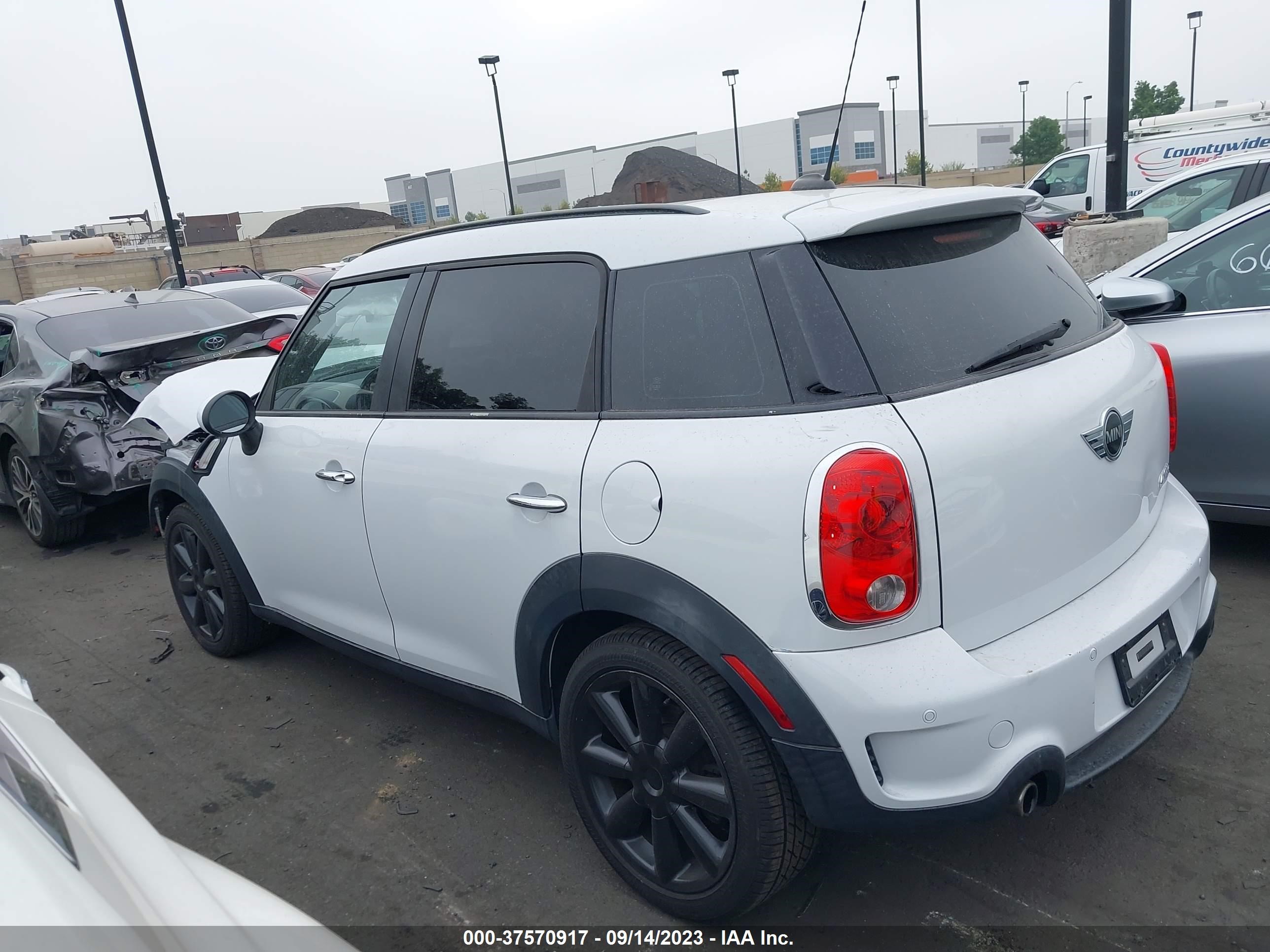 Photo 13 VIN: WMWZC3C58CWL84874 - MINI COUNTRYMAN 