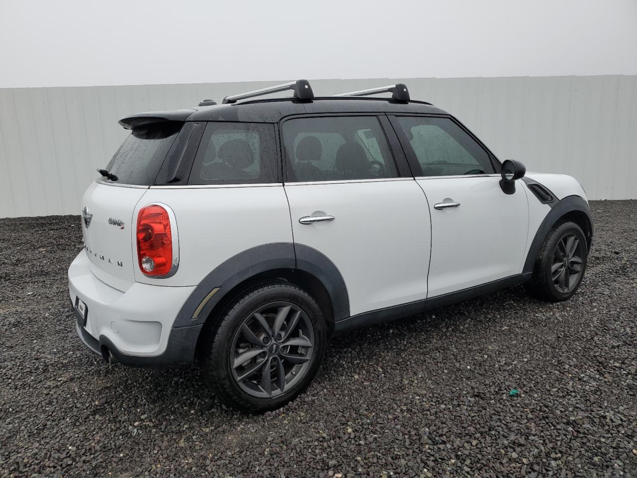 Photo 2 VIN: WMWZC3C58EWT00443 - MINI COOPER 