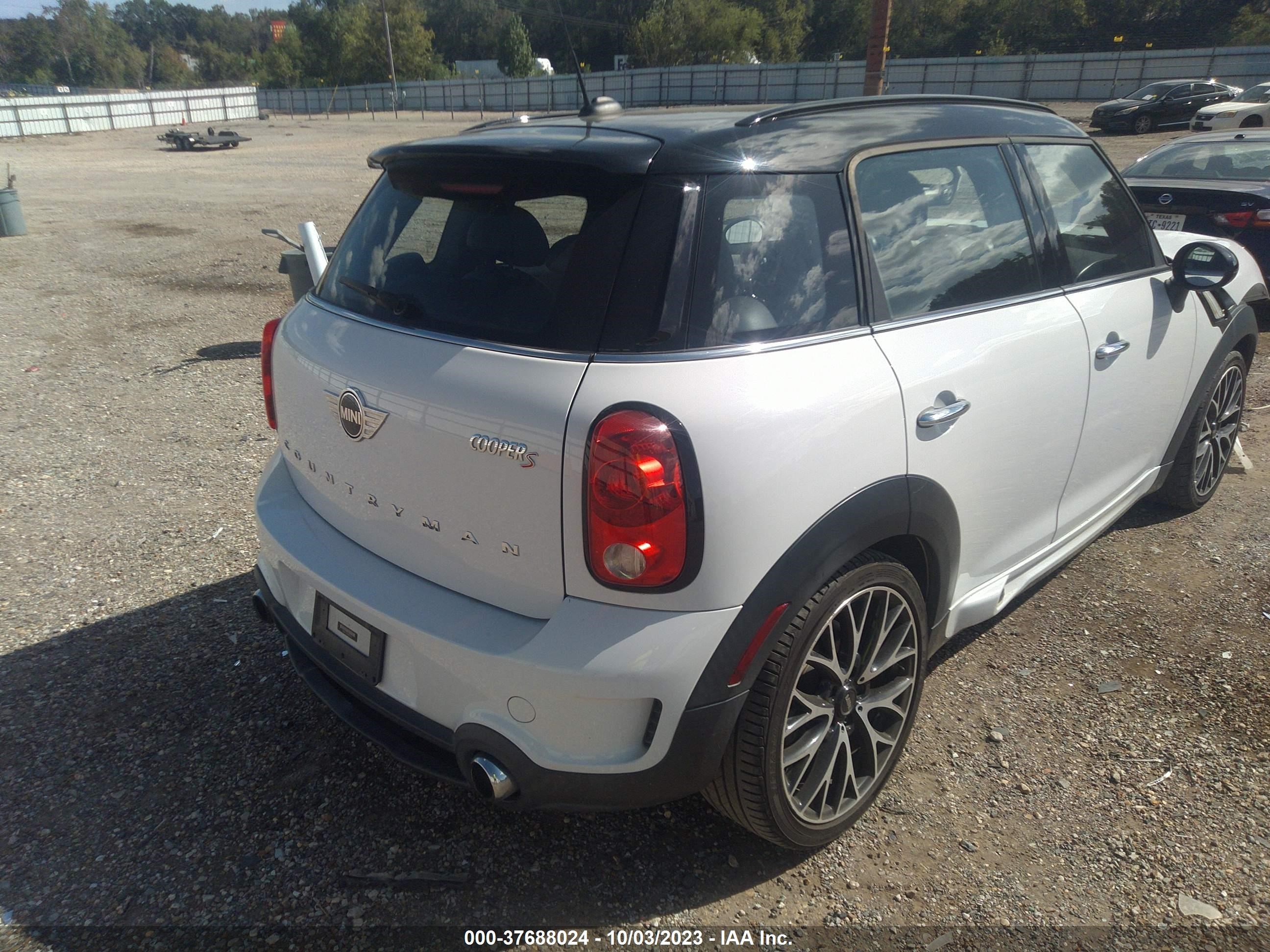 Photo 3 VIN: WMWZC3C58GWT07072 - MINI COUNTRYMAN 