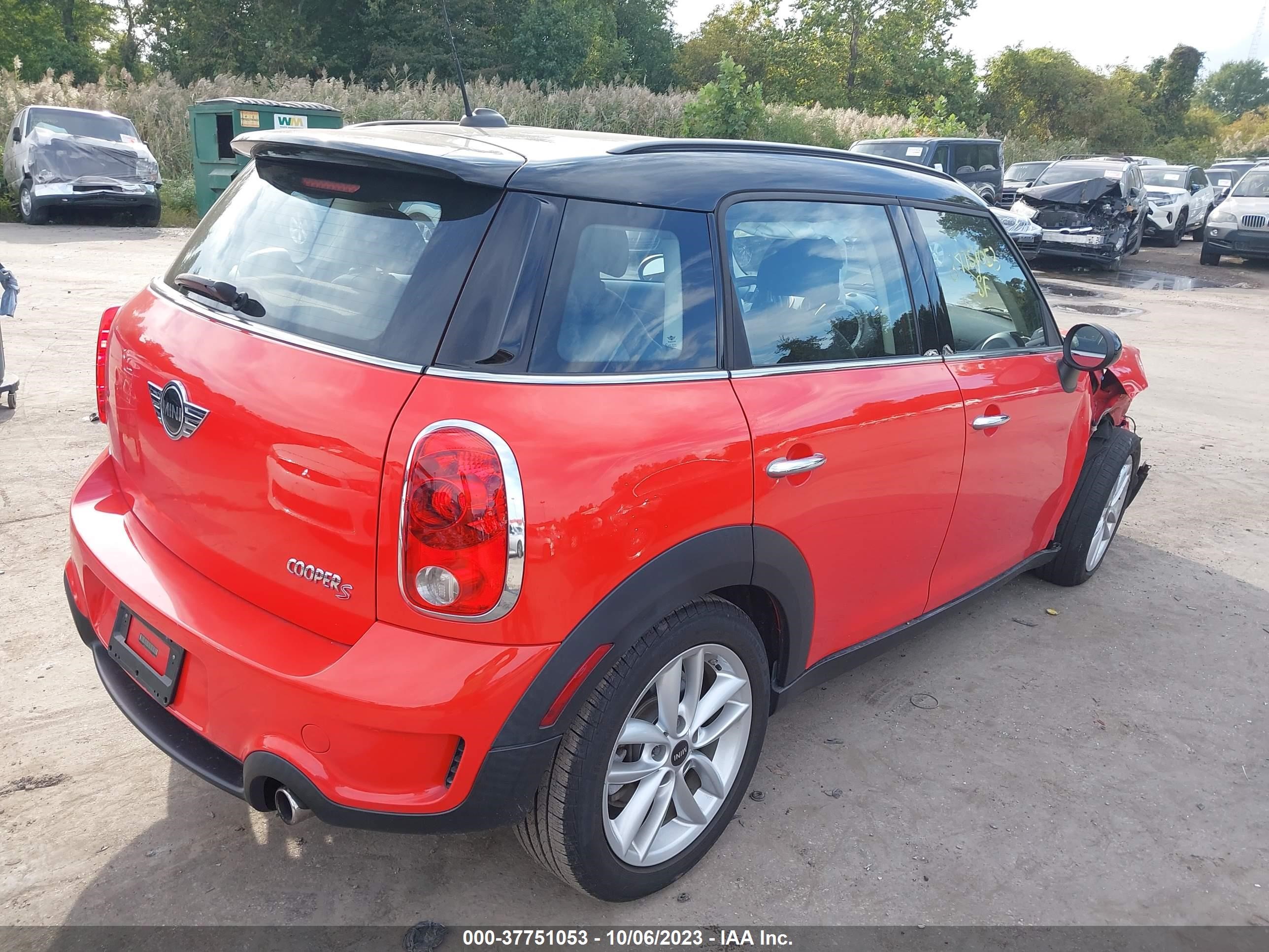 Photo 3 VIN: WMWZC3C59CWP20273 - MINI COUNTRYMAN 