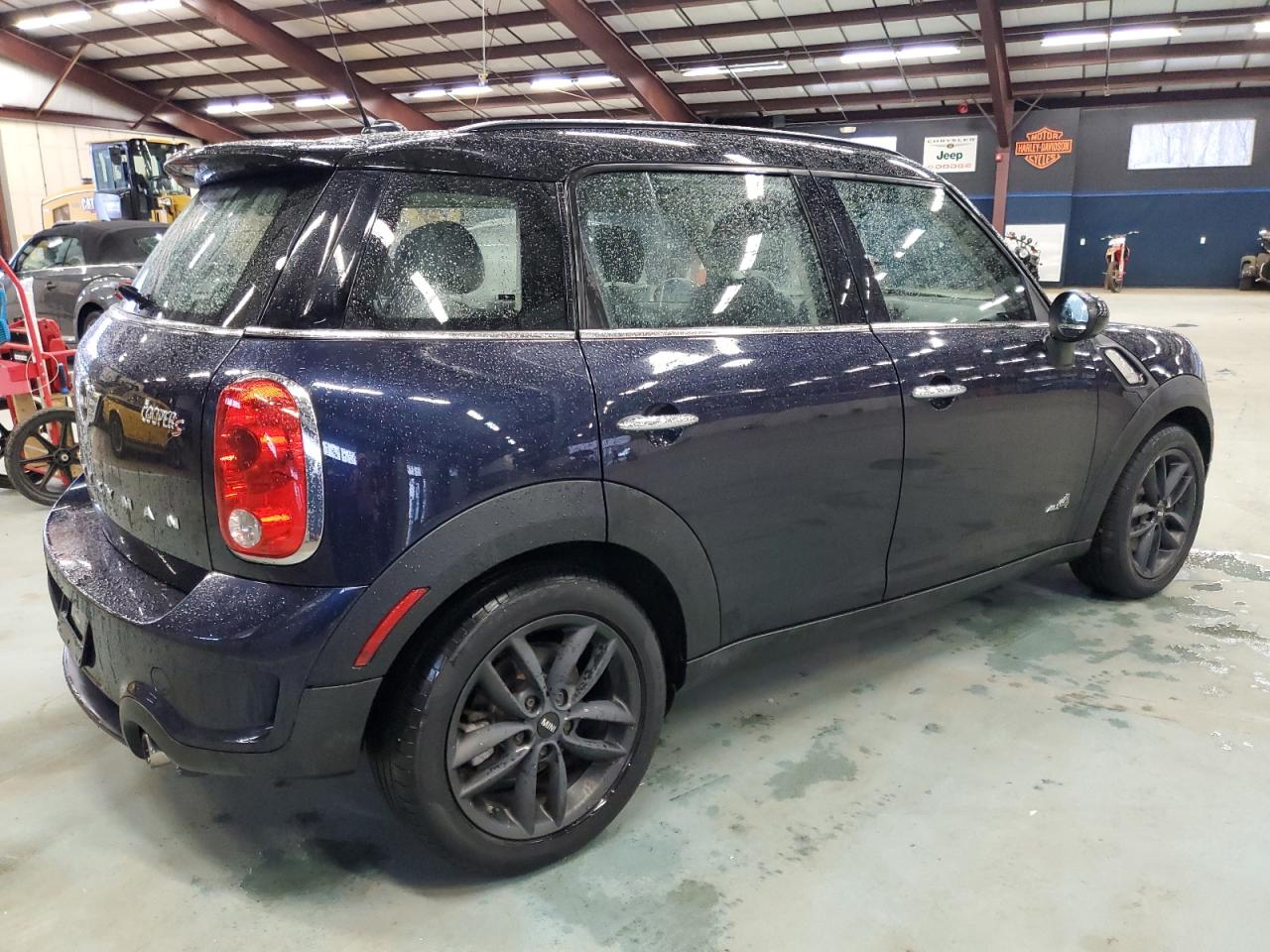 Photo 2 VIN: WMWZC5C50DWP34852 - MINI COOPER 