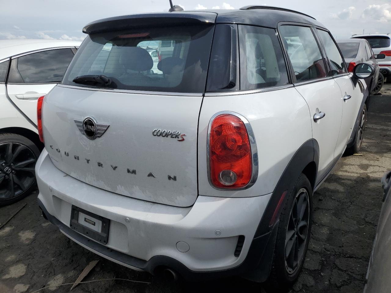 Photo 2 VIN: WMWZC5C50GWU04391 - MINI COOPER 