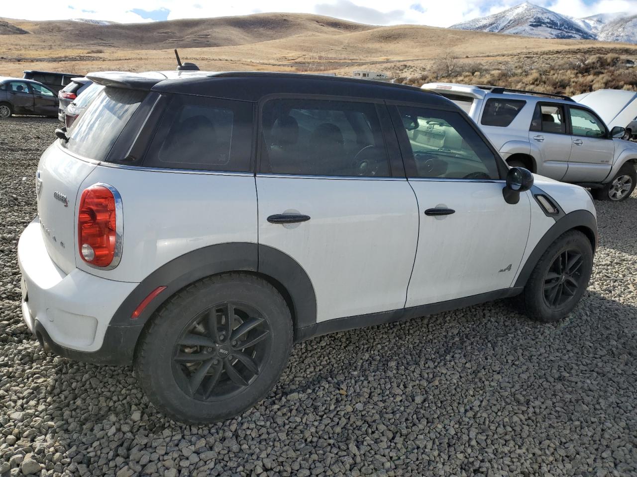 Photo 2 VIN: WMWZC5C51EWP38099 - MINI COOPER 