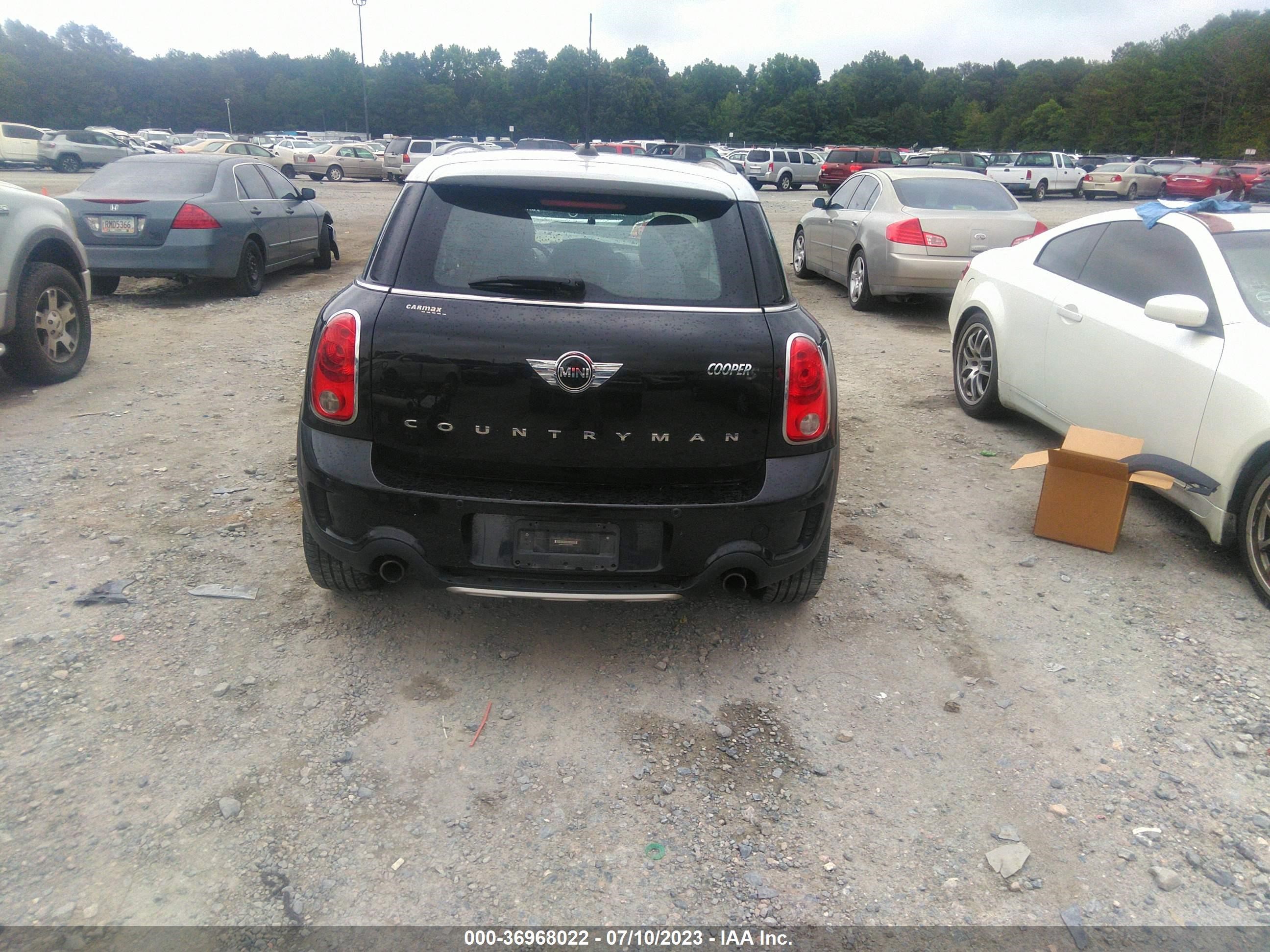 Photo 16 VIN: WMWZC5C52GWU00987 - MINI COUNTRYMAN 