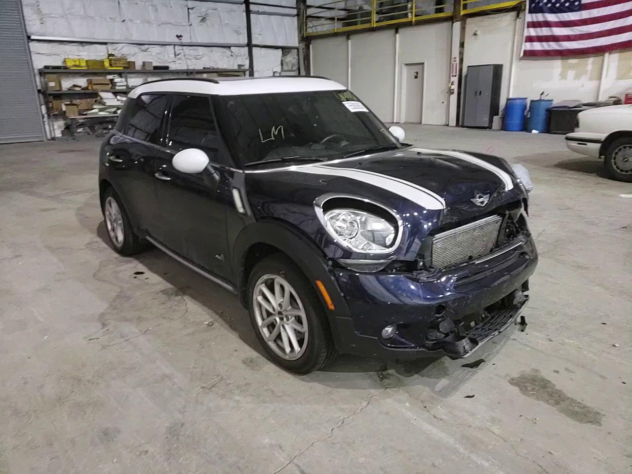 Photo 10 VIN: WMWZC5C52GWU19992 - MINI COUNTRYMAN 