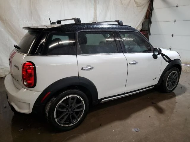 Photo 2 VIN: WMWZC5C53GWU00299 - MINI COOPER S C 