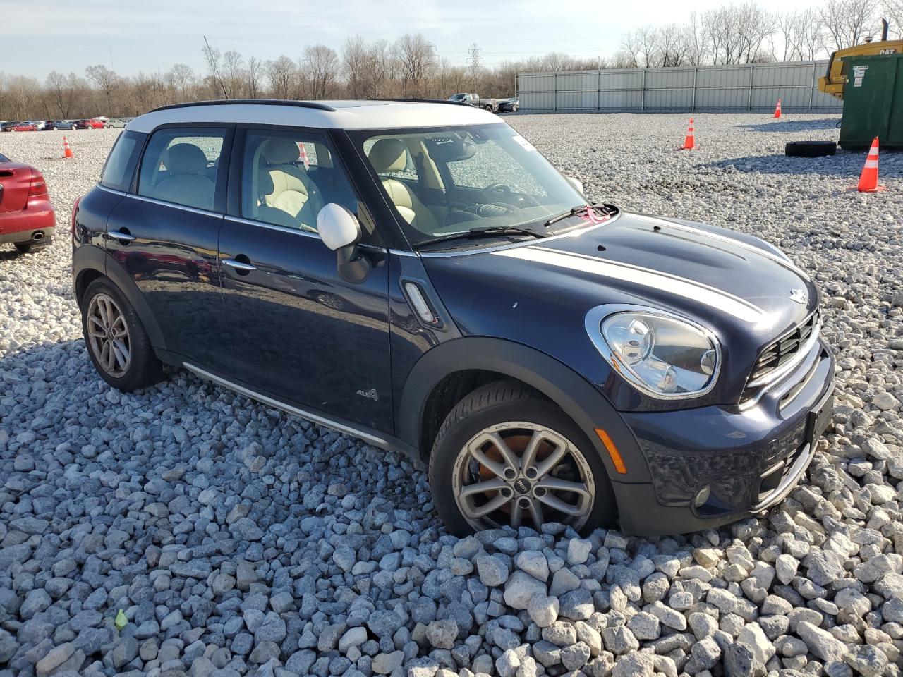 Photo 3 VIN: WMWZC5C53GWU01811 - MINI COOPER 