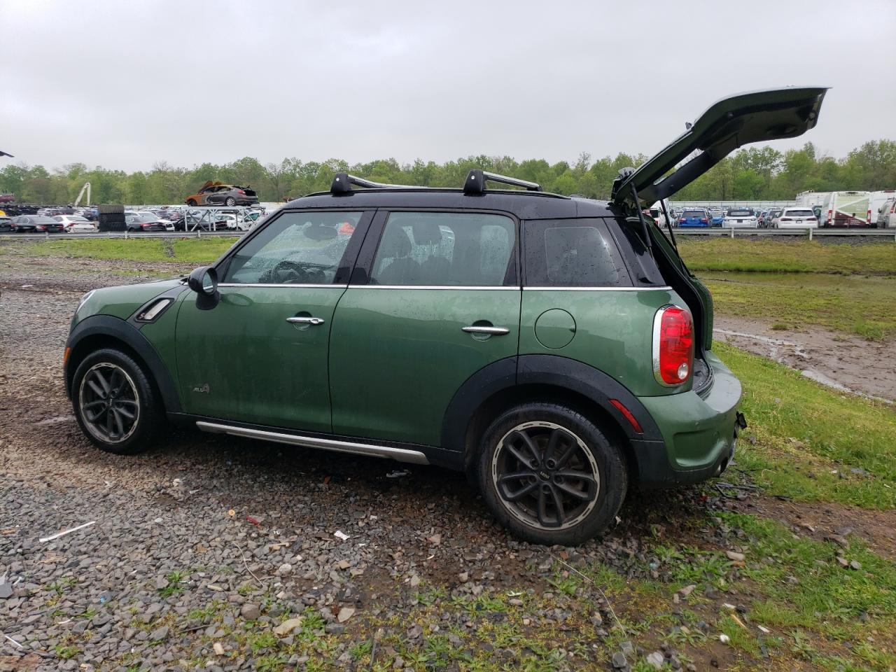 Photo 1 VIN: WMWZC5C53GWU02277 - MINI COOPER 