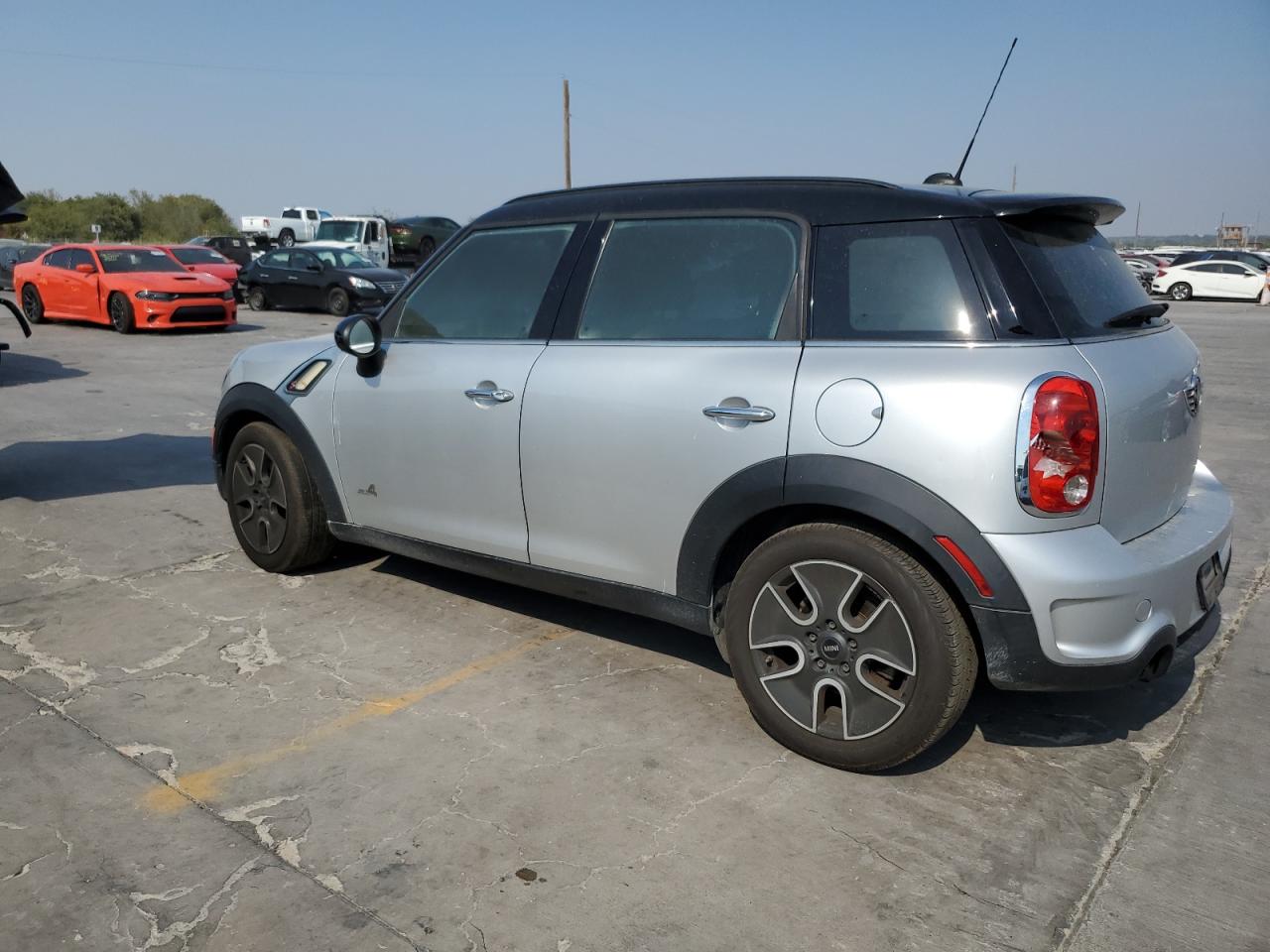 Photo 1 VIN: WMWZC5C54BWL52546 - MINI COUNTRYMAN 