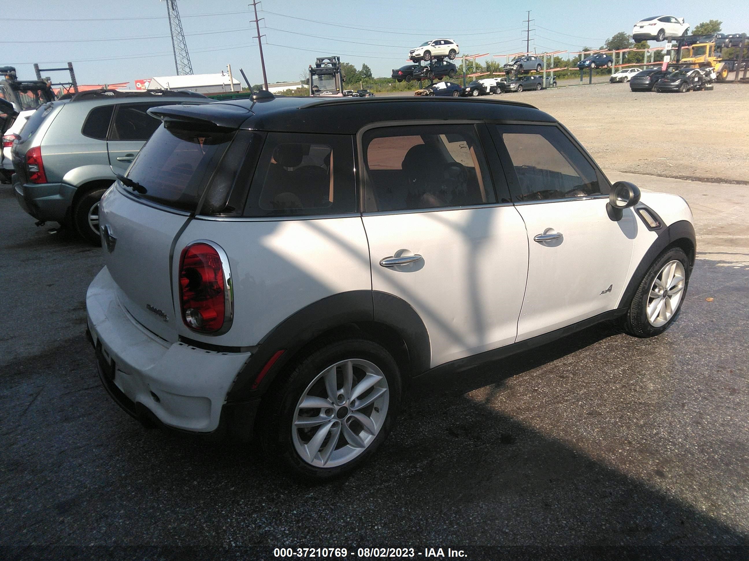 Photo 3 VIN: WMWZC5C55CWL56882 - MINI COUNTRYMAN 