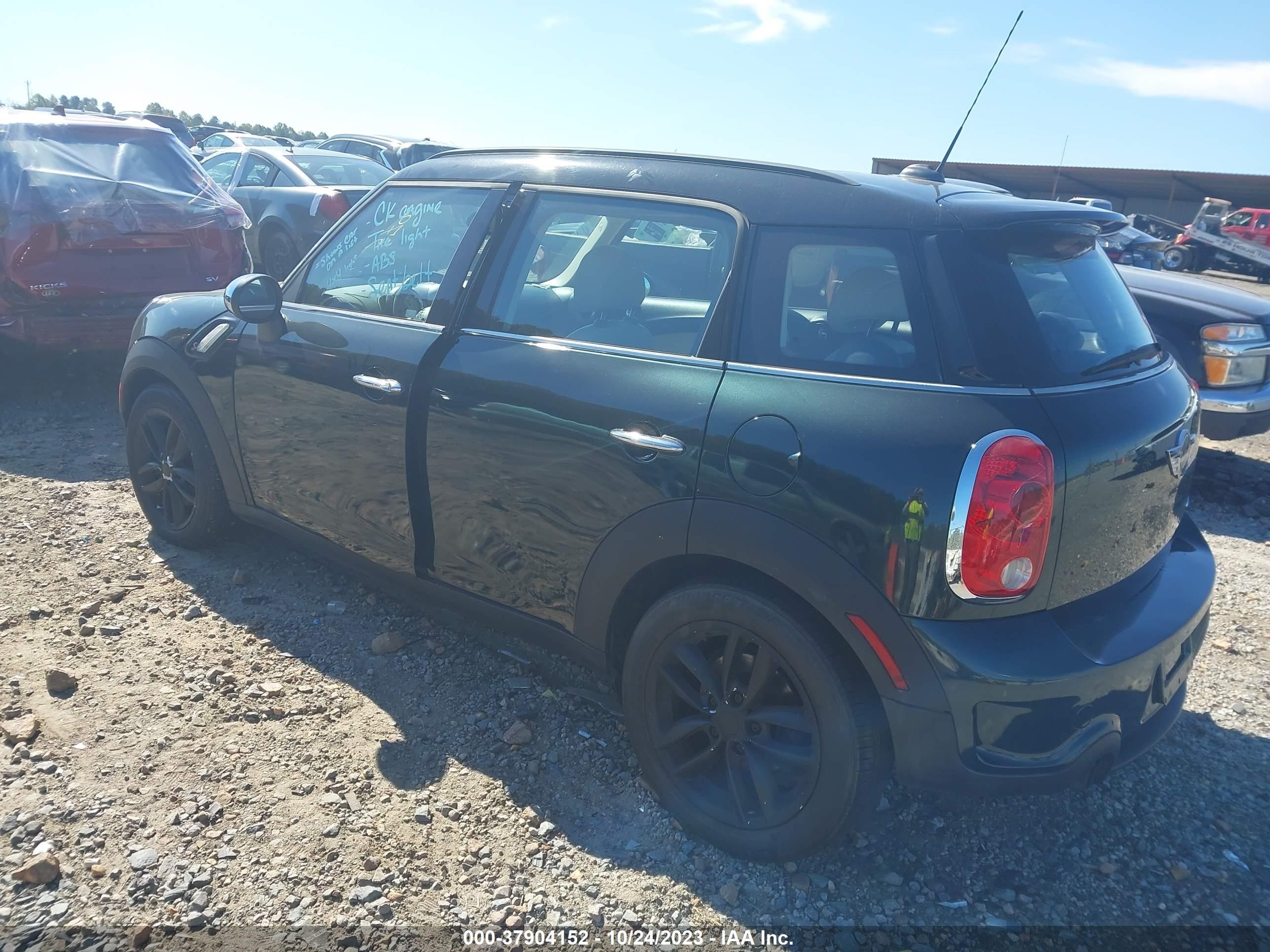 Photo 2 VIN: WMWZC5C56BWL52953 - MINI COUNTRYMAN 